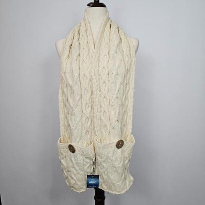 Lot #B109 - Alan Woolen Mills Ireland Merino Wool Cable Knit Scarf With Pockets