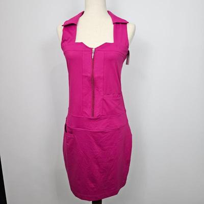 Lot #B114 - NWT Catwalk Performance Artwear Sleeveless Fitted Golf Dress Size Small