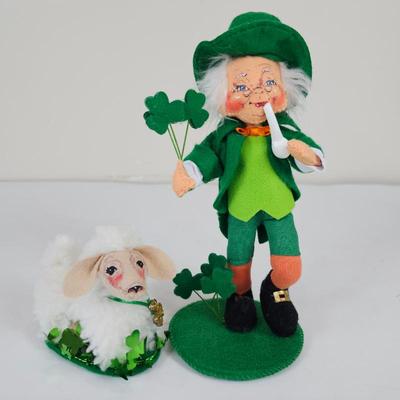 A Lot #B48 - Vintage Annalee St. Patrick's Day Irish Leprechaun & Lamb