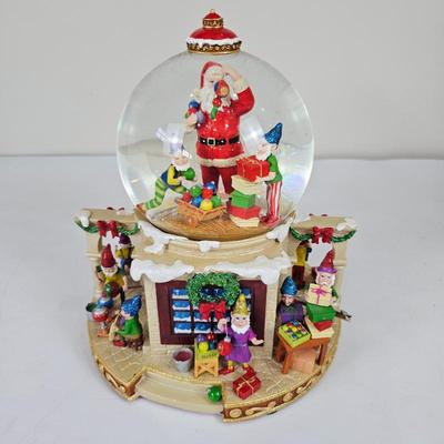 L Lot #B32 - Christopher Radko Workshop Wonderland Musical Snowglobe