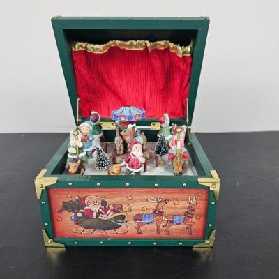 L Lot #B35 - Vintage Christmas Musical Moving Toys Wooden Chest Box.