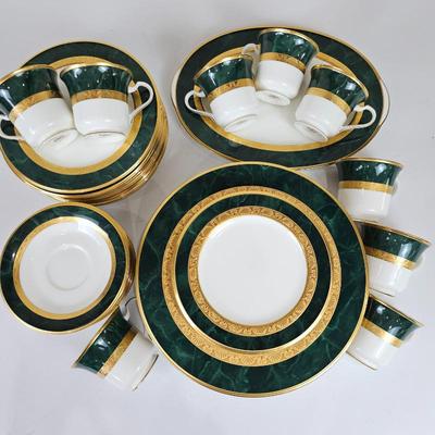 A Lot #B26 - Noritake Bone China Fitzgerald Dinnerware Serving Platters Plates Teacups & Saucers