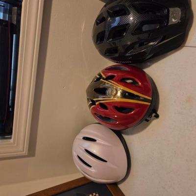 Sale Photo Thumbnail #46: Helmets 