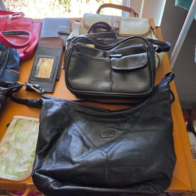 Sale Photo Thumbnail #36: Purses