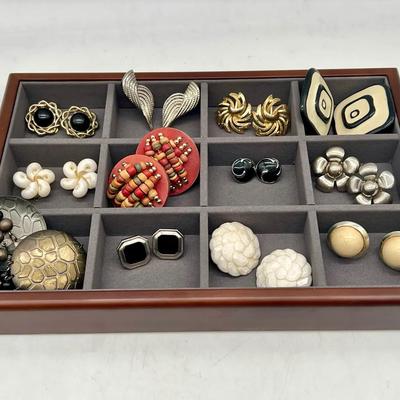 (12) Pairs of Costume Jewelry Earrings — Contemporary & Vintage