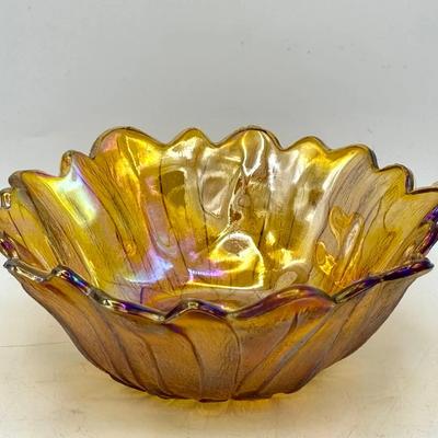 vintage Indiana Glass marigold carnival glass bowl with a sunflower pattern