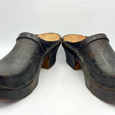 Wooden Clogs 