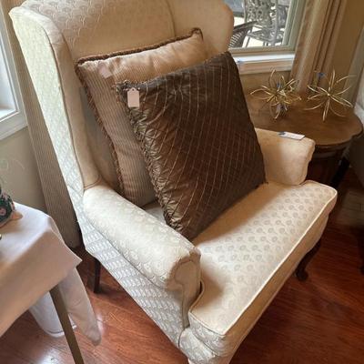 Sale Photo Thumbnail #101: Wing back chair