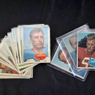 30 Topps 1960 Football Cards