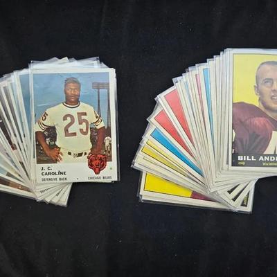 1960 & 1961 Fleer & Topps Football Cards 40+ Cards