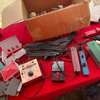 Assorted HO Scale Model Train Set, Buildings, and Accessories