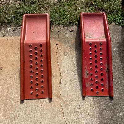 Metal Car Ramps & Wooden Creeper Crawler