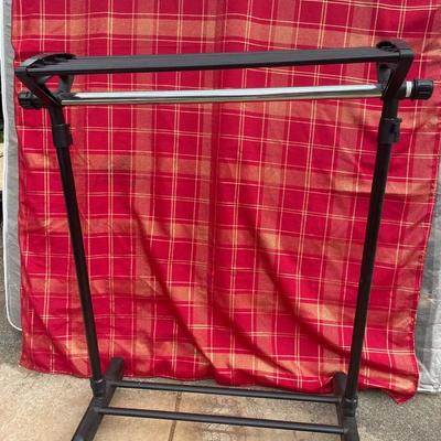 Rolling Clothes Rack With 4 Bars 