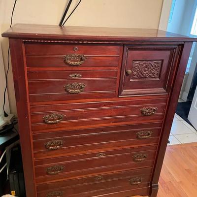 Vintage/antique Gentleman’s Wardrobe/ Chest Of Drawers 