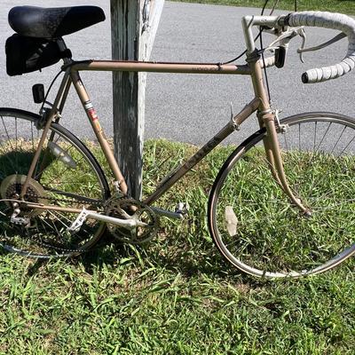 Men’s Univega Supra  Sport 12 Speed Bicycle