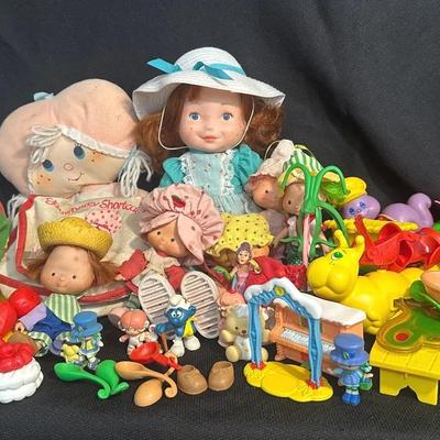 Vintage Strawberry Shortcake Toys