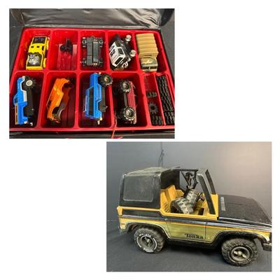Vintage 1980’s Metal Tonka MR-970 Ford Bronco & Schaper Stomper Cars & Case