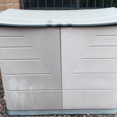 Rubbermaid Deck Box 