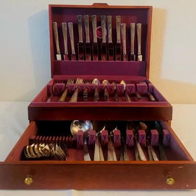 Oneida Community Stainless Flatware w/Wooden Box  