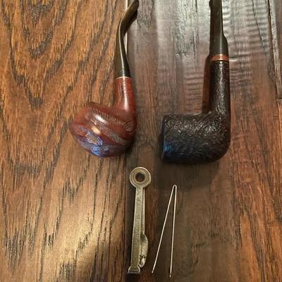 2 Vintage Pipes