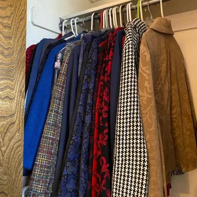 Women’s Suit Tops