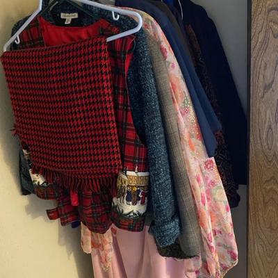 Women’s Suit Tops & Dresses