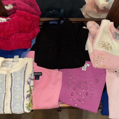 Women’s Sweaters 
