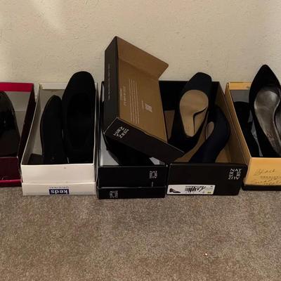 Women’s Dark Toned Shoes 