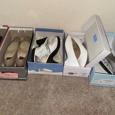 Women’s Neutral Tone Shoes 