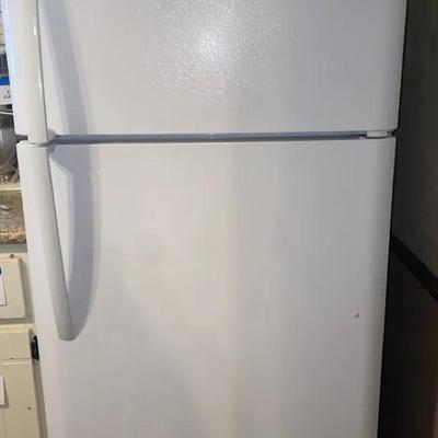 Frigidare Fridge