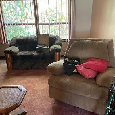 Well Maintained Furniture- Solid