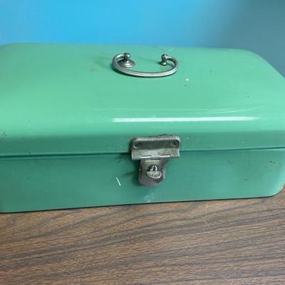 Enamelware Breadbox - Gorgeous!