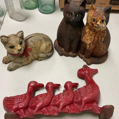 Cast Iron Ducks cats