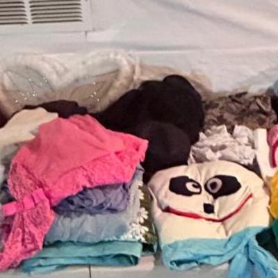 Halloween Costumes 