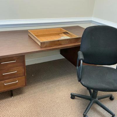 Mid-Century Style Office Desk with Rolling Task Chair