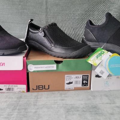 Women's Winter Waterproof Shoes Size 9.5 New In Box