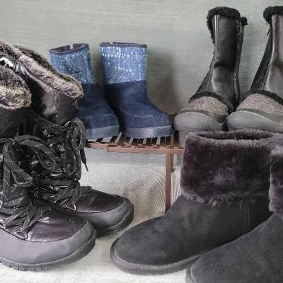 Women's Size 10 Boots Including Skechers 