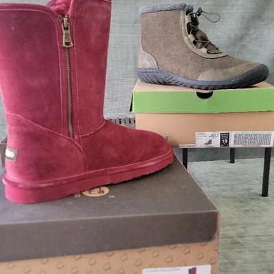 Women's Fleece Lined Boots Size 10