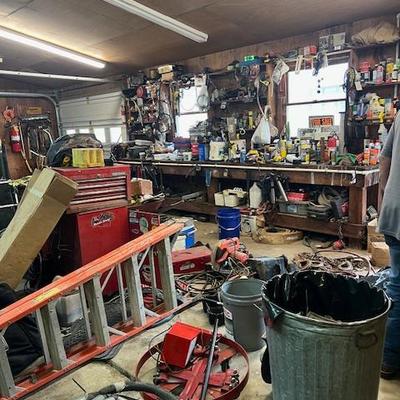 Shop Contents - Tools and more 
