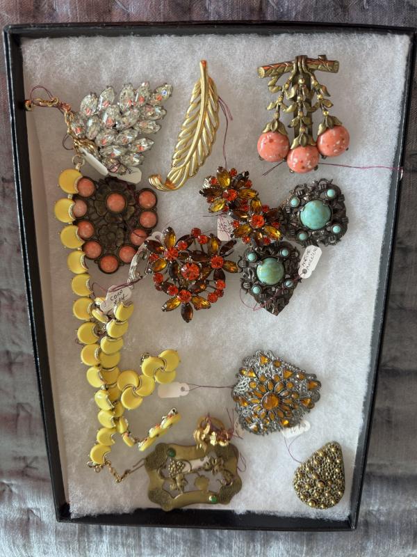 Sale Photo Thumbnail #74