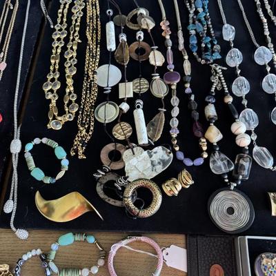 Sale Photo Thumbnail #14