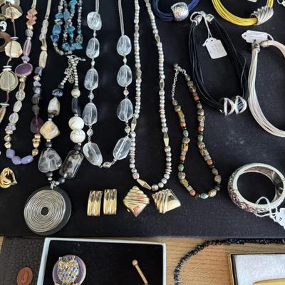 Sale Photo Thumbnail #15