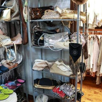 Sale Photo Thumbnail #98