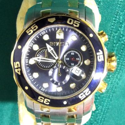 Sale Photo Thumbnail #145: Invicta Watch