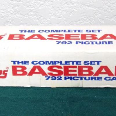 Sale Photo Thumbnail #139: Topps Baseball Cards 