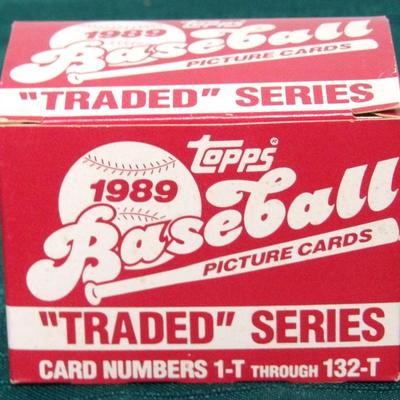 Sale Photo Thumbnail #142: Tops Baseball Cards 