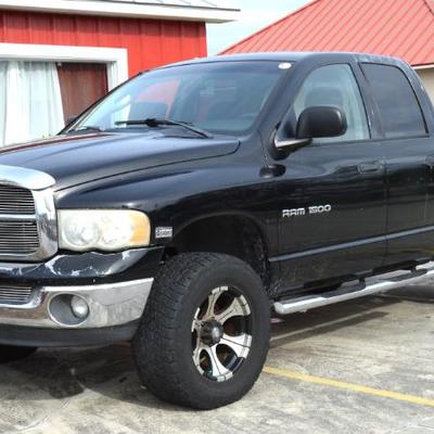 Sale Photo Thumbnail #424: 2005 Dodge Ram 1500 Hemi 5.7 liter Truck