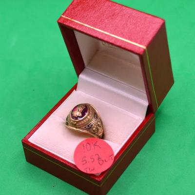 Sale Photo Thumbnail #192: 10k Ring 