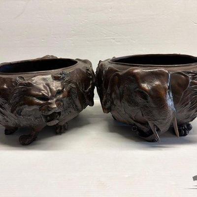 8150 • 2 bronze animal jardiniere sculptures