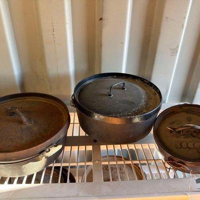 8610 • cast iron dutch ovens